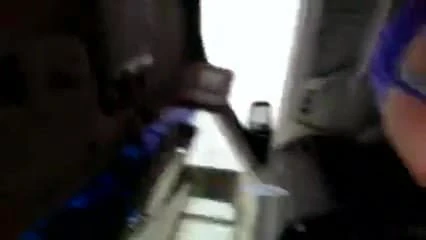Skylar szop a szabadban