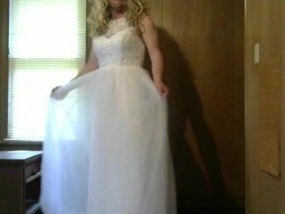 Meu vestido de noiva veio ...