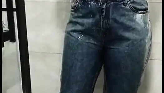 Dressing in clothes in the shower should squirt