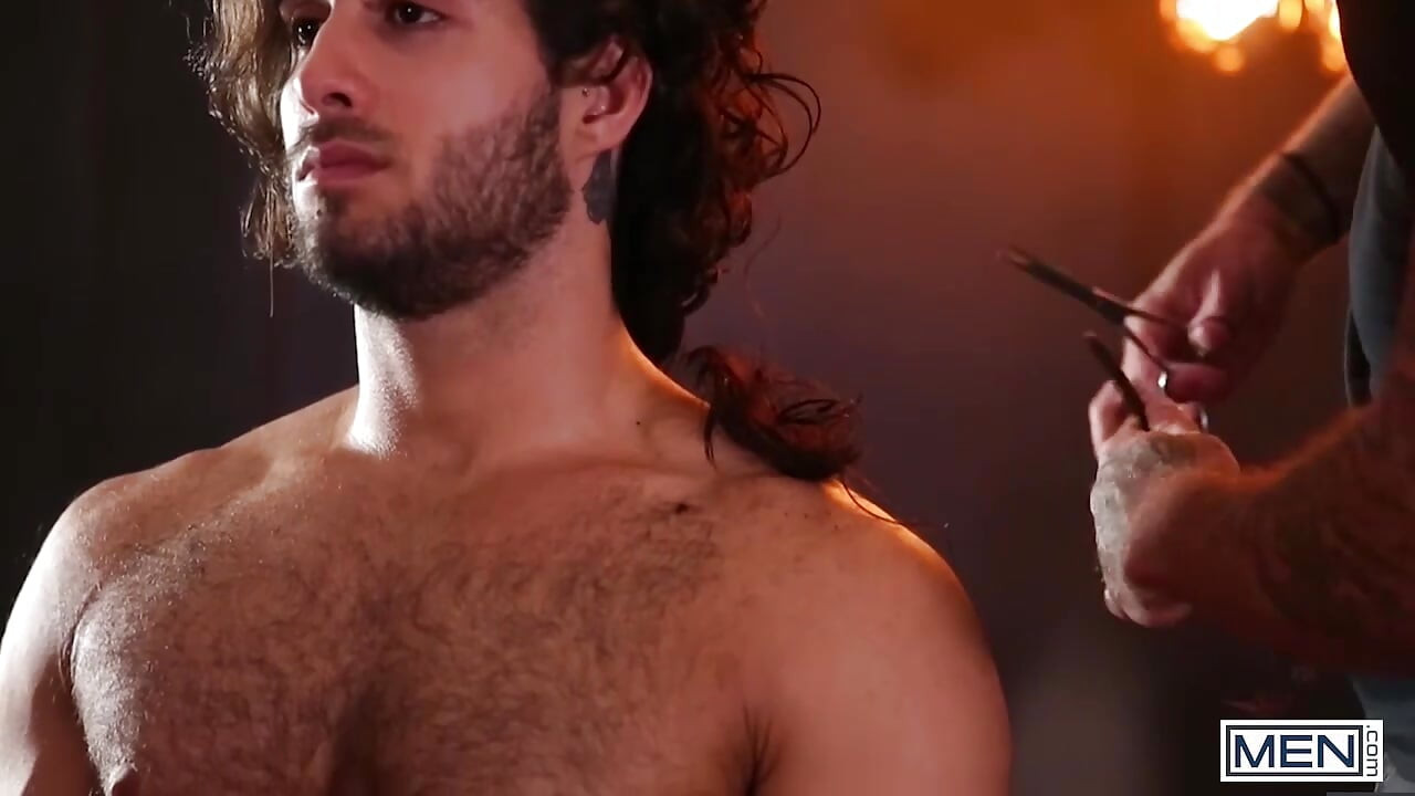 MEN - Diego Sans Își dă coamă delicioasă, apoi pompează fundul păros al lui Sean Duran cu intensitate de foc