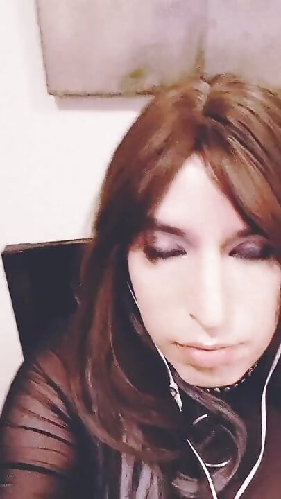 Tammysissy được bật khi tự quay phim 2