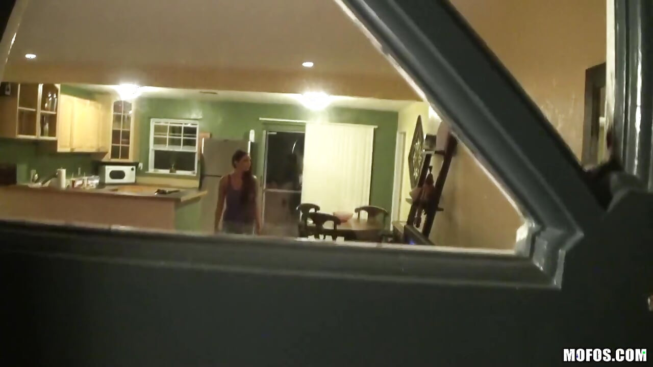 Pervs on Patrol - Big Tit Danni Cole Caught by Voyeur Justin Masturbating Leads to Doggystyle & Cumshot