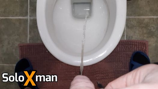トイレでおしっこ-soloxman