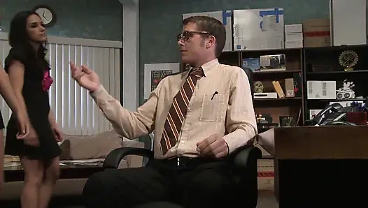 Geile schlampen sind hungrig nach schwanz und nach muschilecken