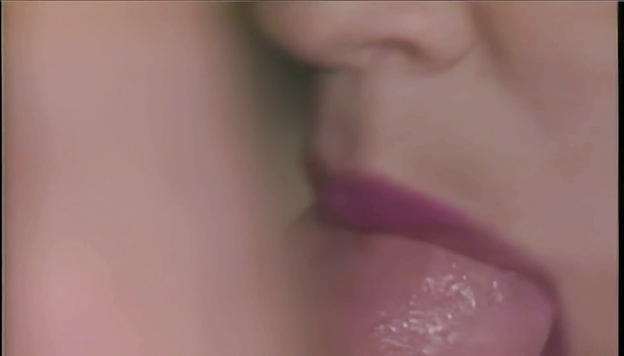 Creampie care picură și ejaculare facială după futai în grup