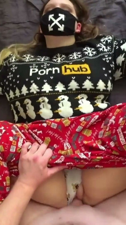 Best Christmas Present Is Sex With Big Ass Step Sister - Booty_Ass | Clip 2