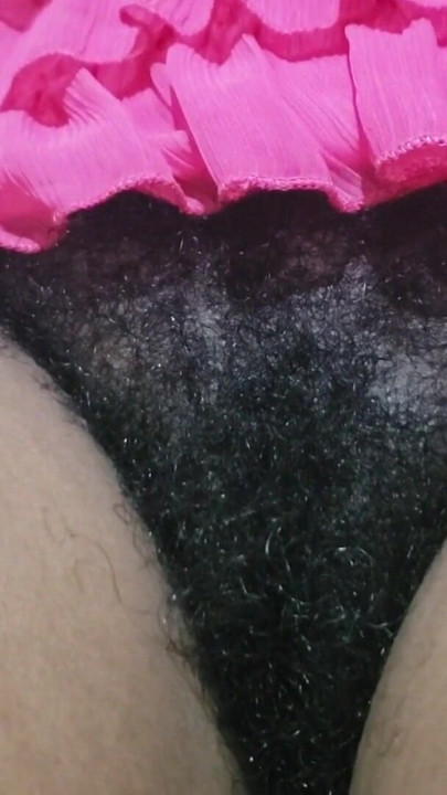 Hairy Star Delivers a Bold and Sensual Performance with Natural Allure, Confident Energy and Intense Intimate Chemistry | Clip 1