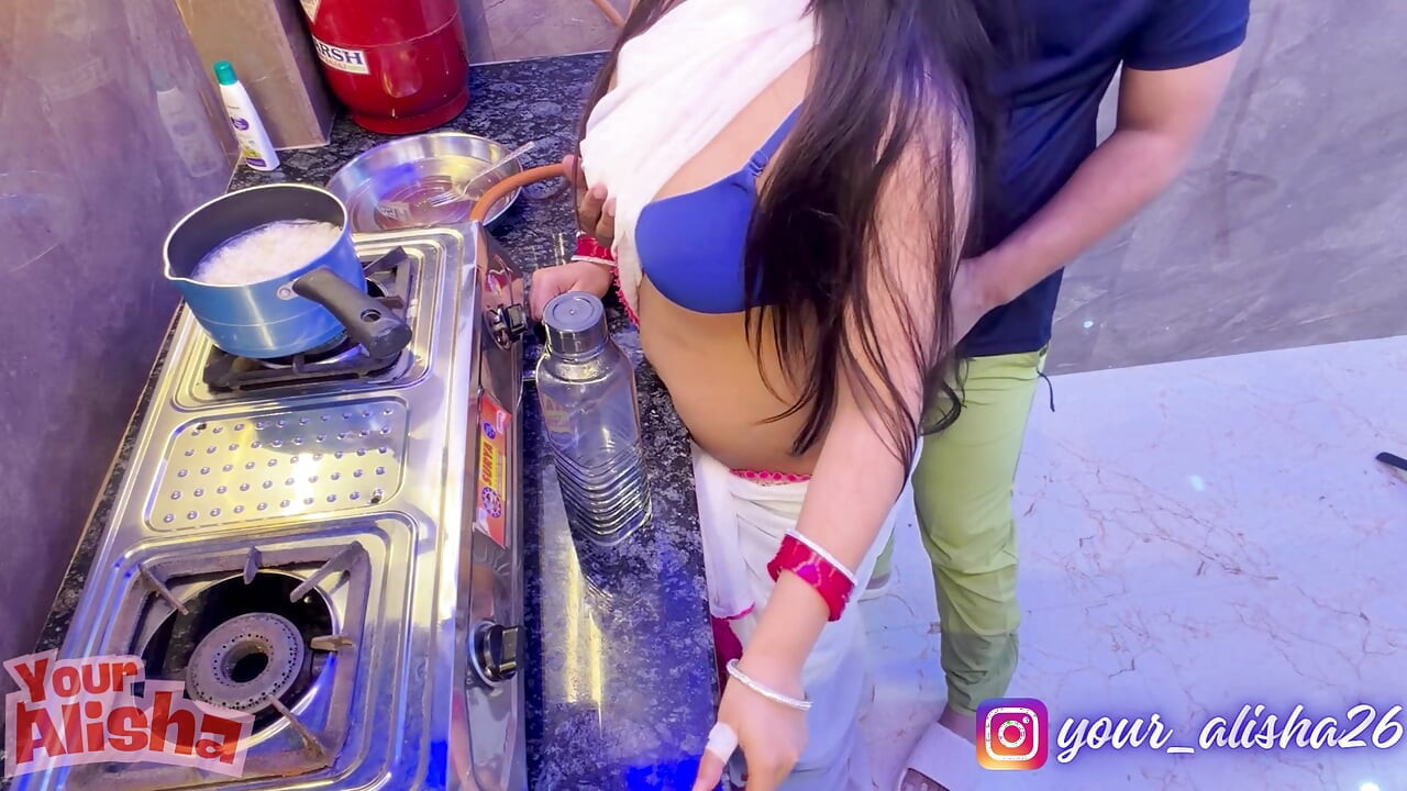 Alisha Bhabhi Fucked While Cooking ft. sammy sins