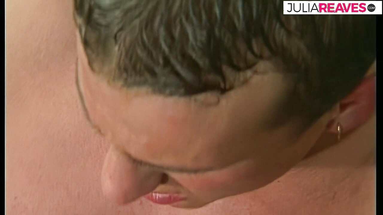 Blonde whore gets cunt fingered rides a monster cock like a star