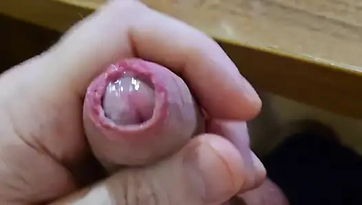 Cam Önünde Presperm Ve Spermle Güzel Bir El Işi,