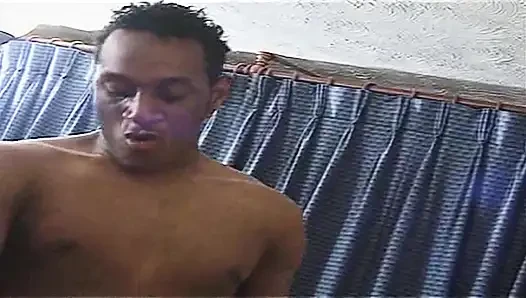 Büyük Omar'ın İngiliz maceraları: ıslak kapkaçlar (2003)