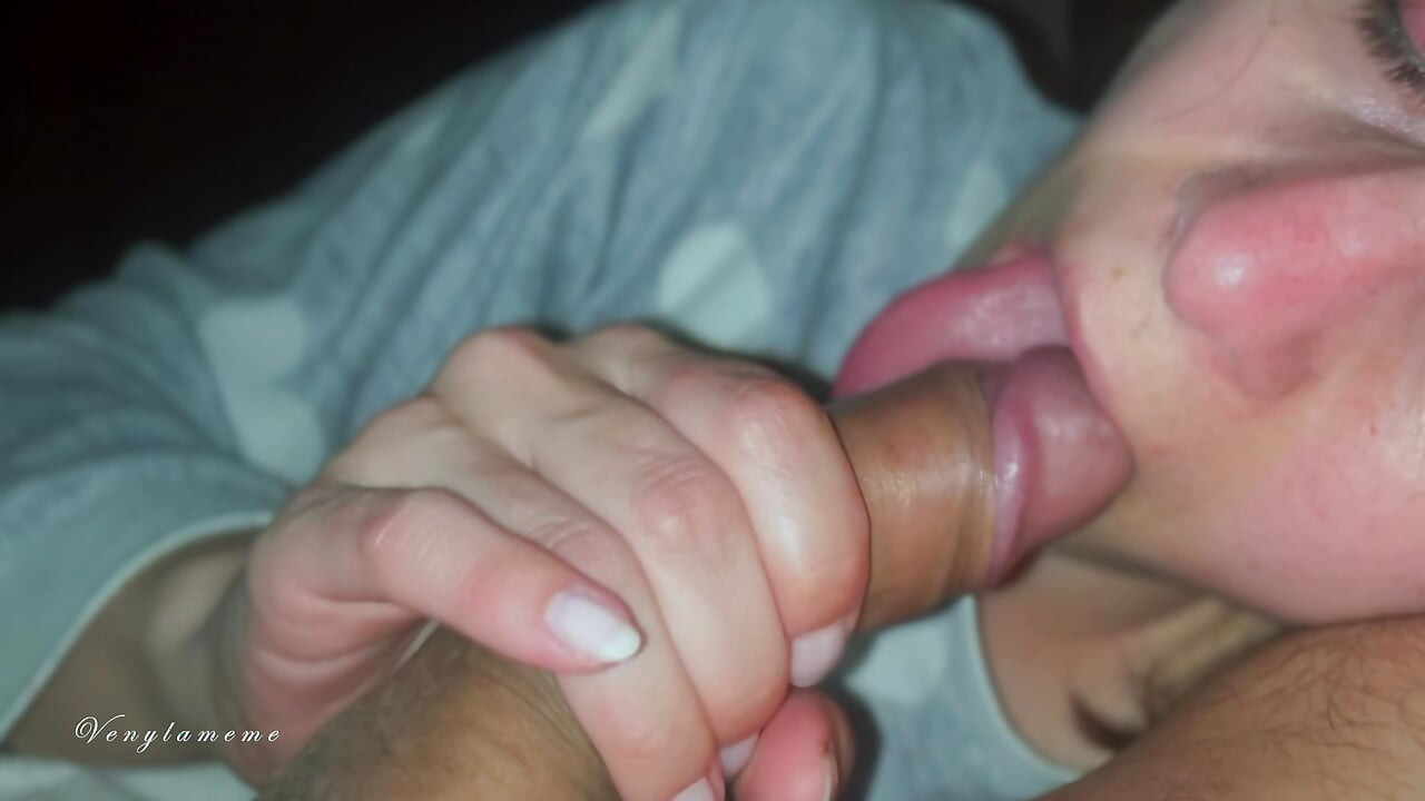 Bedtime Blowjob and Handjob for My Husband Before We Go to Bed
