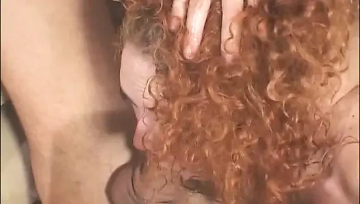 О Мой Бог! Рыжую С Фигуристым Телом Жестко Трахает Мужик В Спальне