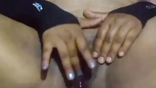 Videoanruf sex mit indischer sexy bhabhi muschi gute position, fingaring indische desi bhabhi