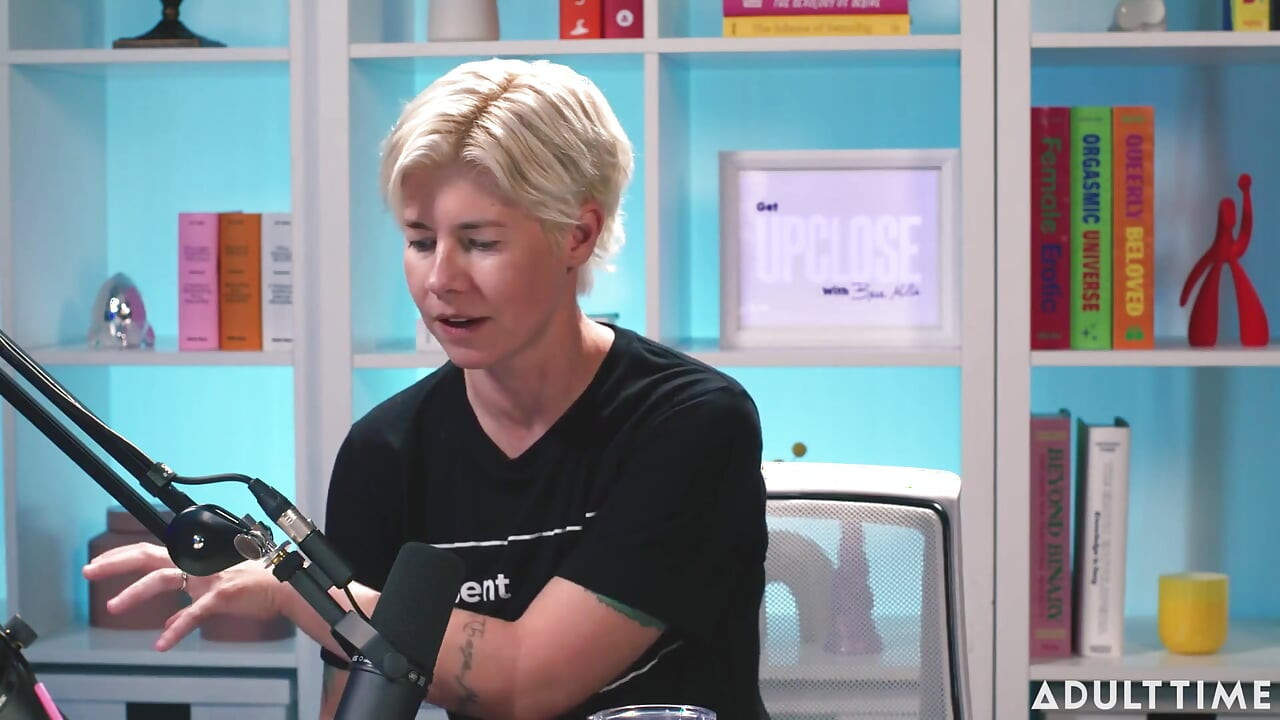 Lilly Bell Eksibisme, Sexting, & Pemberdayaan | Podcast Khusus Orang Dewasa