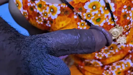 Asyalı Hintli desi üvey kız kardeş sert sikişiyor