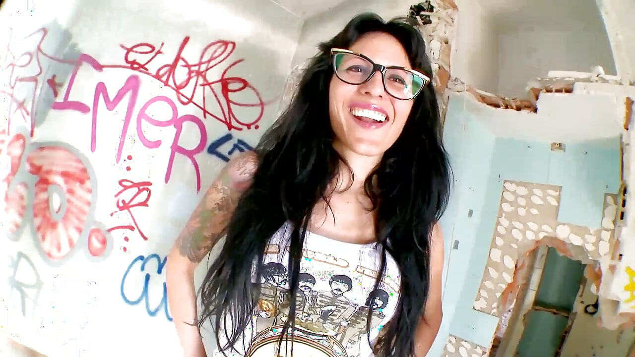 Spanish brunette fucks at abandoned ruins