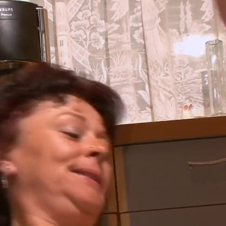 Deutsche Grandma - Scene #01