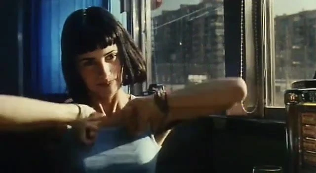 Penelope Cruz with hairy armpits