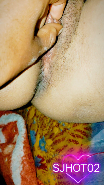Indian Girl Ne Jabrdasti Boyfriend Ko Apni Chut Chatwai Chut Ka Pani Pilaya | Κλιπ 2