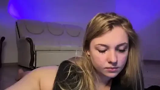 Jucielussie with vibraton in the pussy