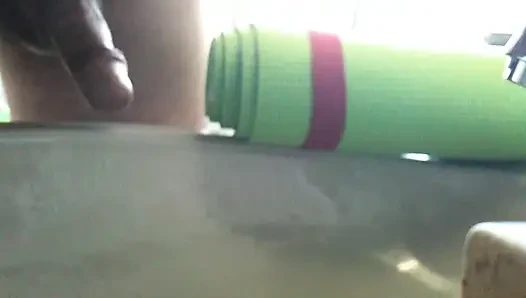 Yoga minderimi sikiyorum