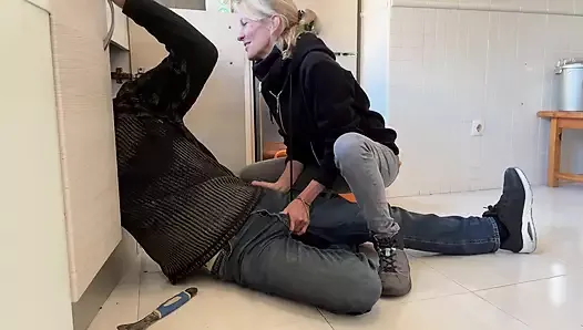 Hot Wife Blowjob to the Plumber in My Kitchen