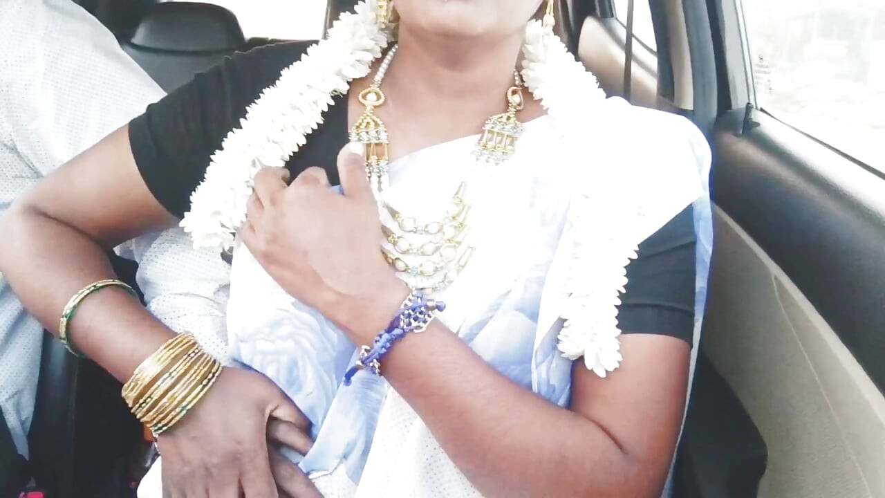 Indian Bhabi Car Sex. Beautiful Saree Housewife Try to Fucking with Stepson Car Drive.telugu Dirty Talks.