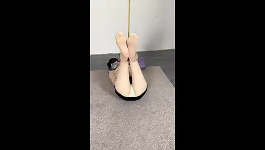 Ol Struggles on the Bed, Hanging Legs Orgasm