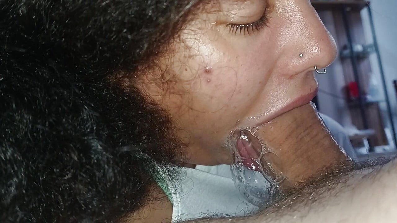 EXTREME AND DEEP BLOWJOB, SWALLOWING DEEP DELIGHTING IN COCK