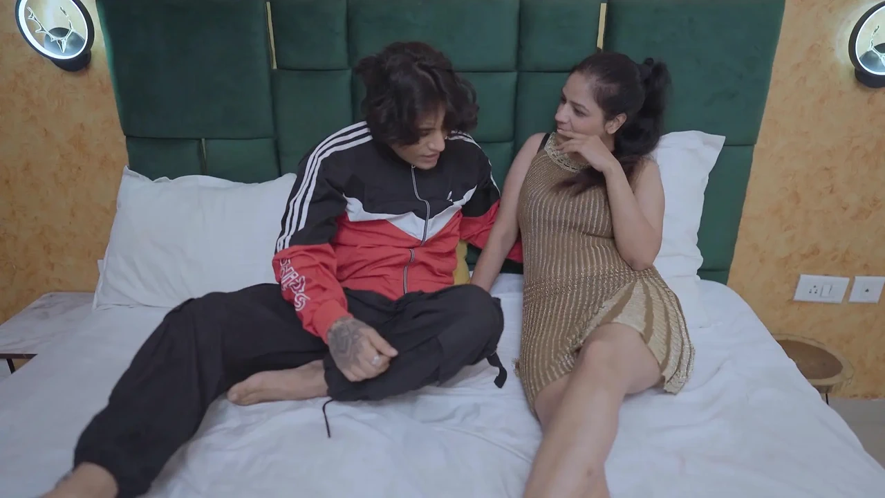 Hot indian bhabhi seduced by young boy fucked hard hd audio hindi