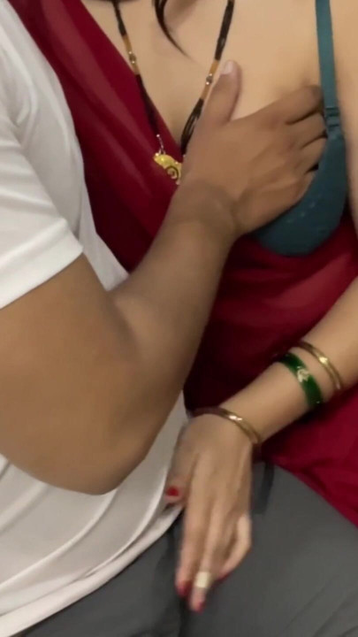 Pados Ki Bhabhi Jab Ghar Pe Akeli Thi... | Clip 1