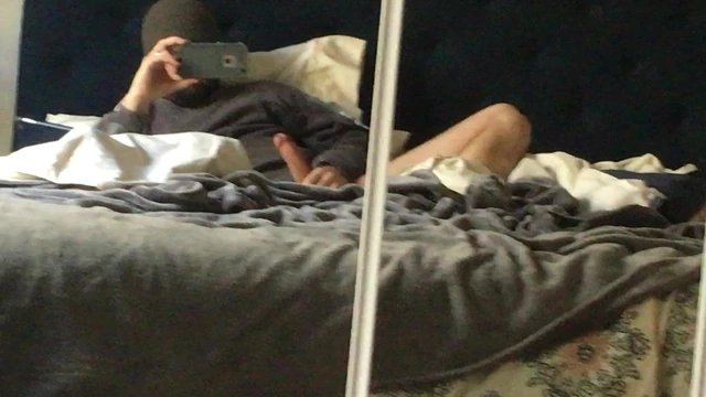 Are you watching? I want you to catch me jerk my hard dick!!