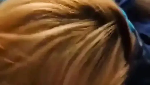 Hot, sexy, handjob berubah jadi jilat, nyepong, nyepong kontol sampai becek! Lihat aku membuatnya mengerang!