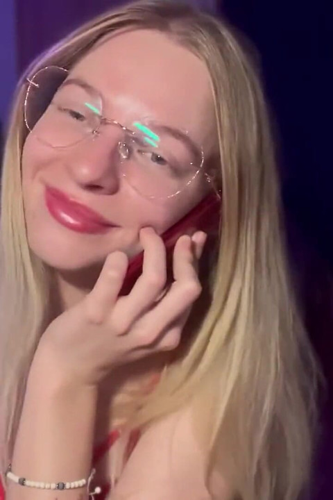 Κακός συνάδελφος σε εκφοβίζει στη δουλειά Asmr παιχνίδι ρόλων
