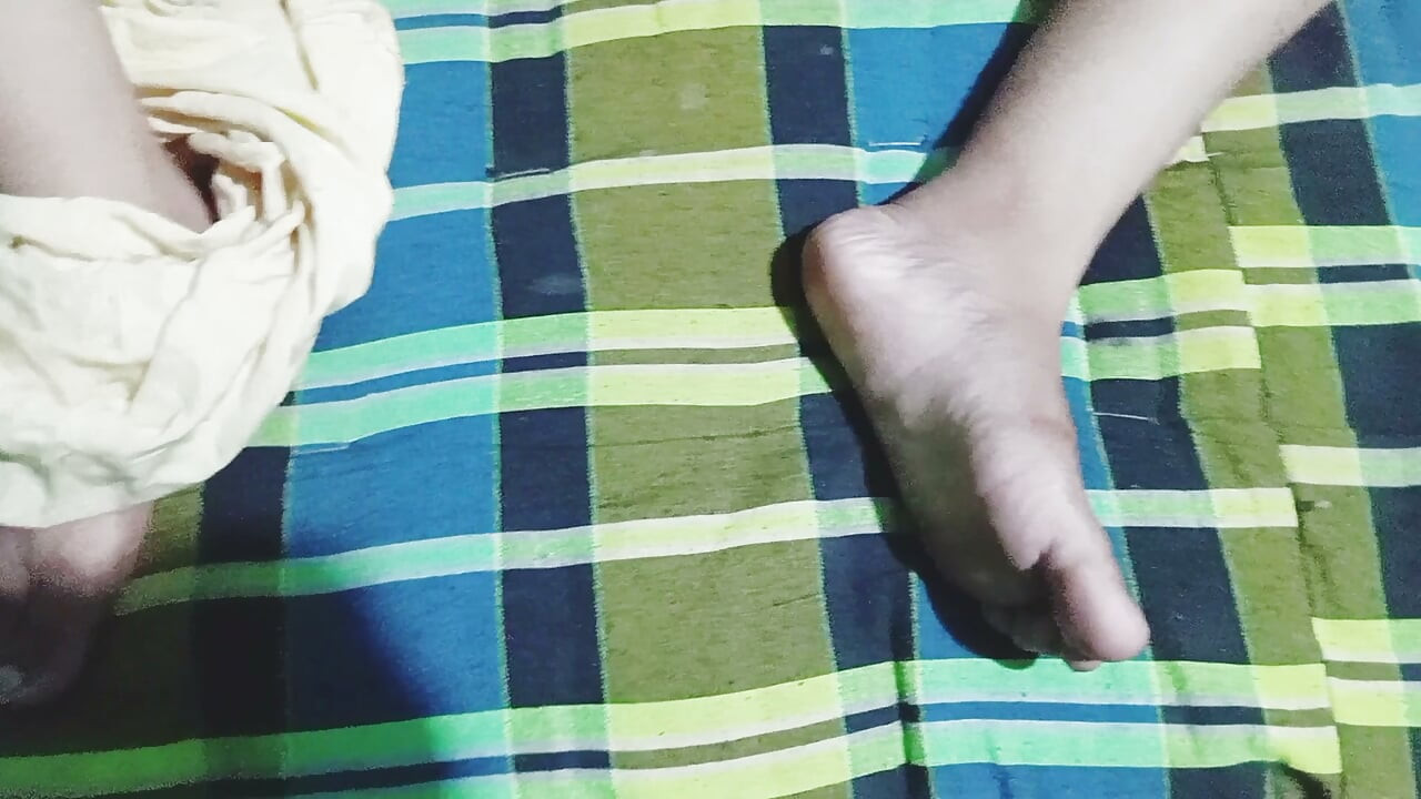 Indian Hot Muslim Wife sex With her servant