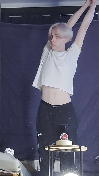 My body late 2026, i bleached my hair again.