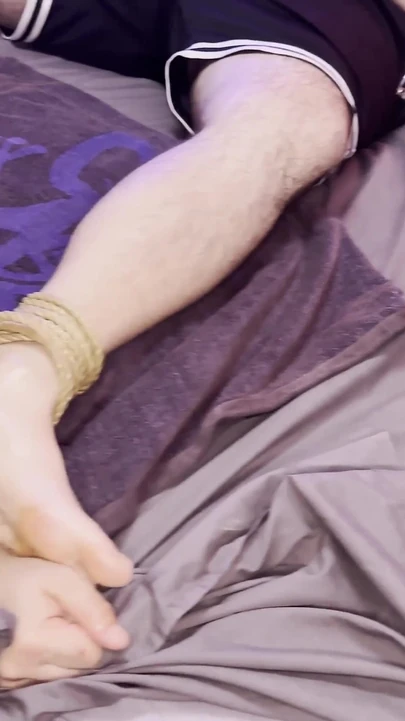Btrucker's Feet Tickling