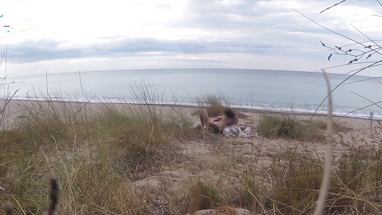 Französische Lehrerin Schlampe Blowjob Amateur Am Fkk-strand, Öffentlicher Fremder Mit Abspritzen - Misscreamy