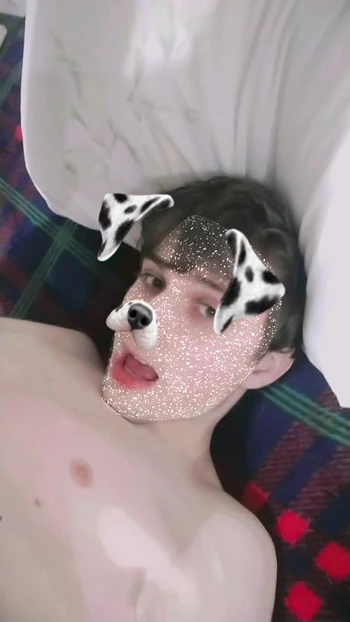 Young girl cumming on her face