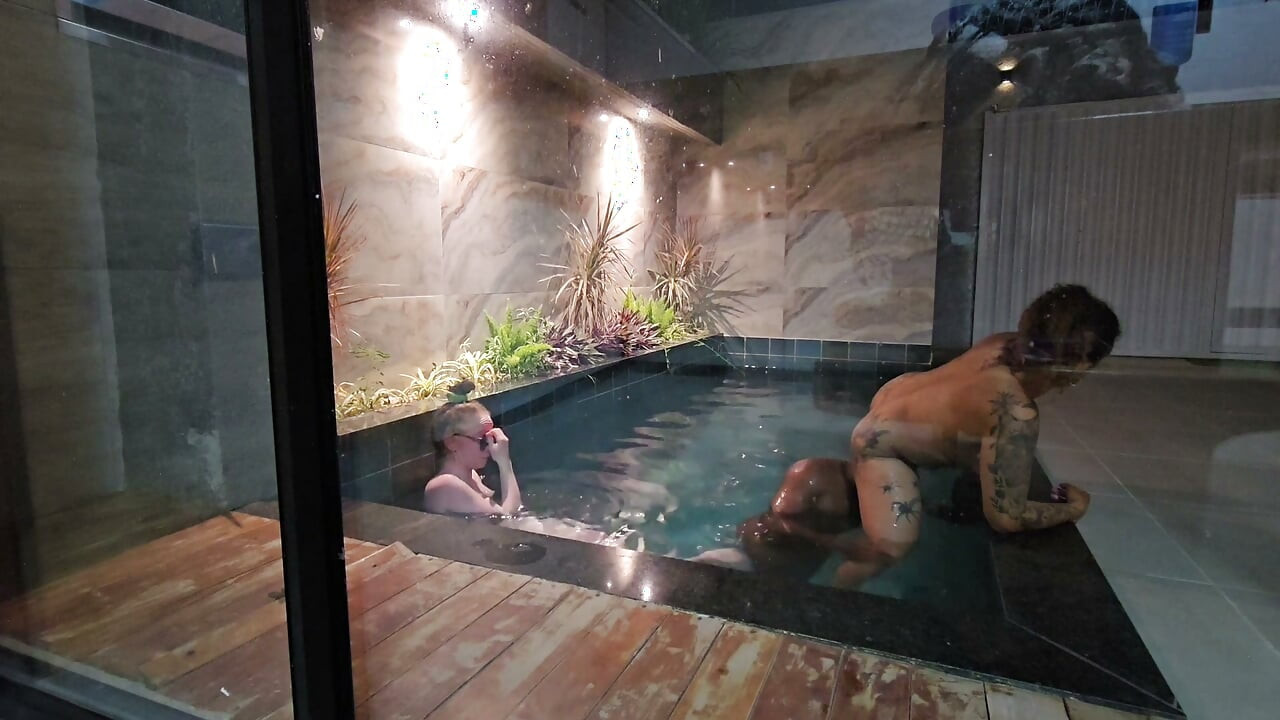 AFTER THE POOL BATH, THE FRIENDSHIP STORY ENDS IN SEX BETRAYING THE FRIEND'S TRUST BY GIVING IT TO HER HUSBAND