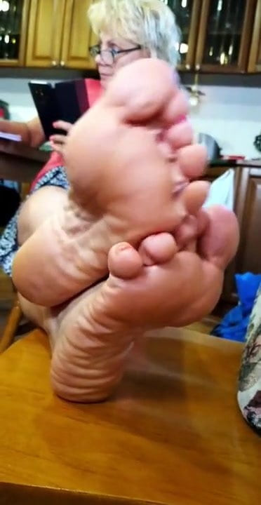 Mature Feet 2