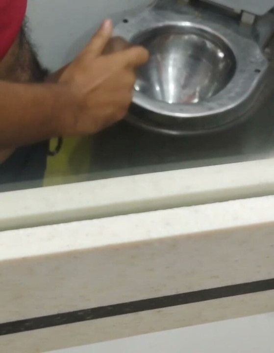 Masturbations in train