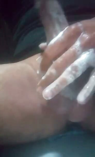 Mera bara lanba land masturbation