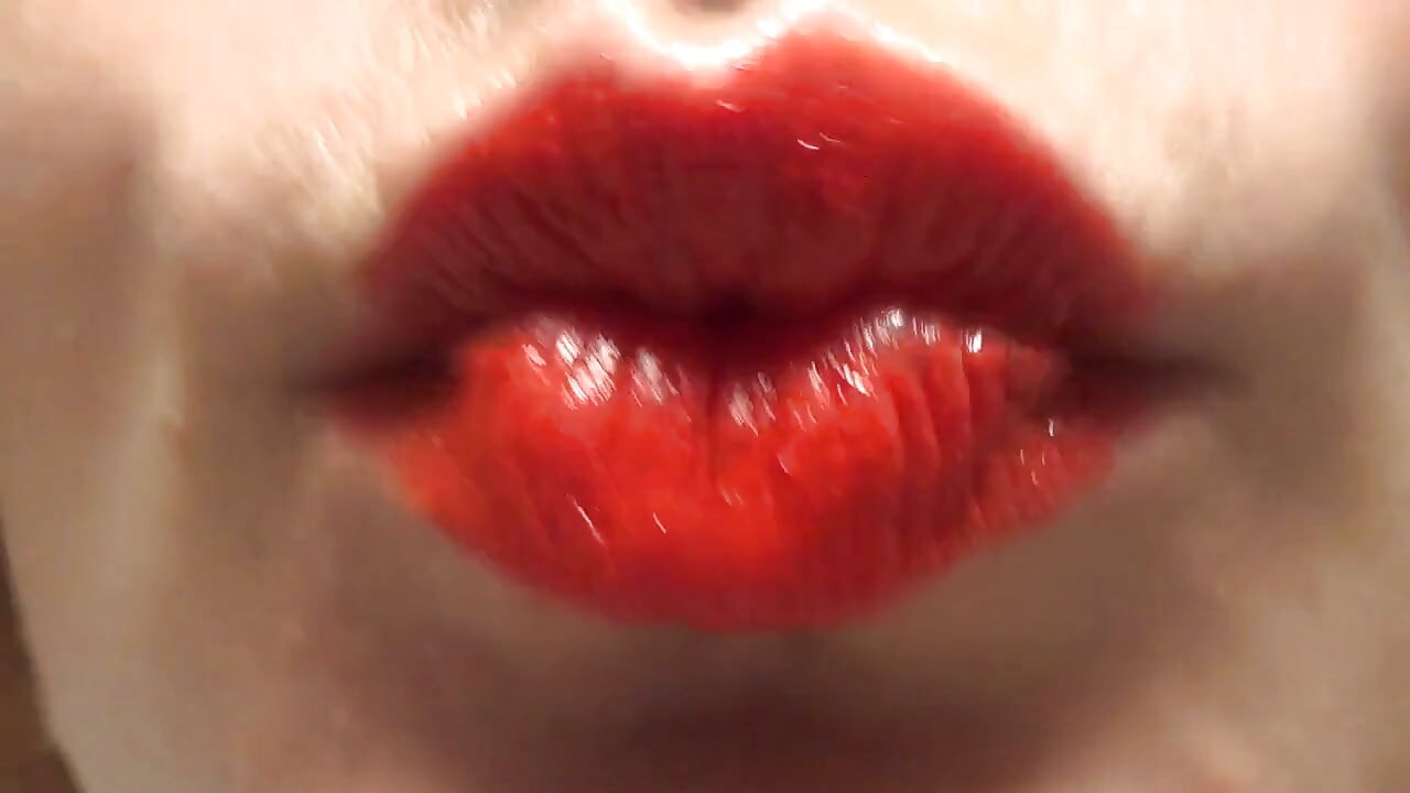 French kissing with me! Red lipstick fetish!