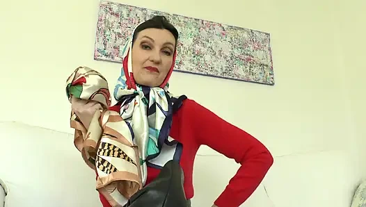 Latihan headscarfmu bagian 2, lady victoria valente