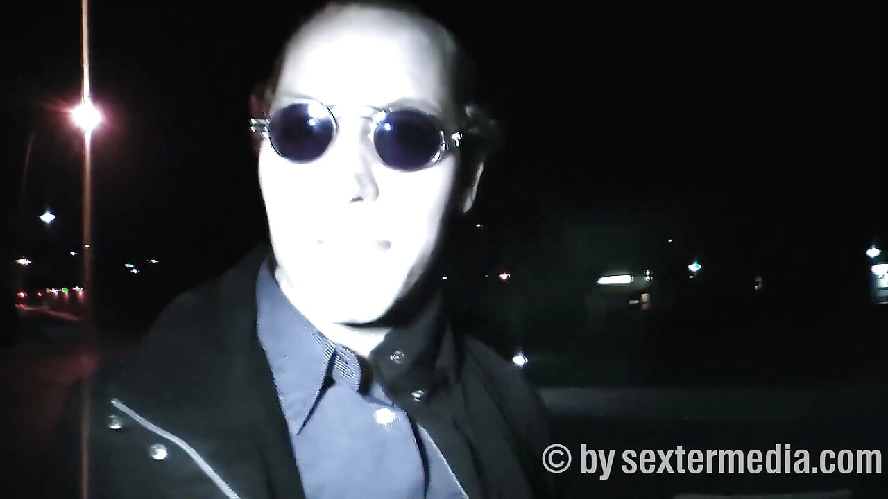 Blondýnka v domácnosti šuká kutila