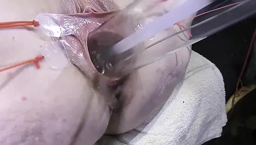 Far Spread Pussy Close up Fucking with Lamp 1000watt