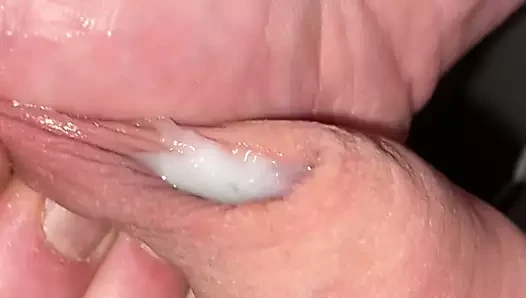 Dutch porn video – Uncut cumshot in his own foreskin