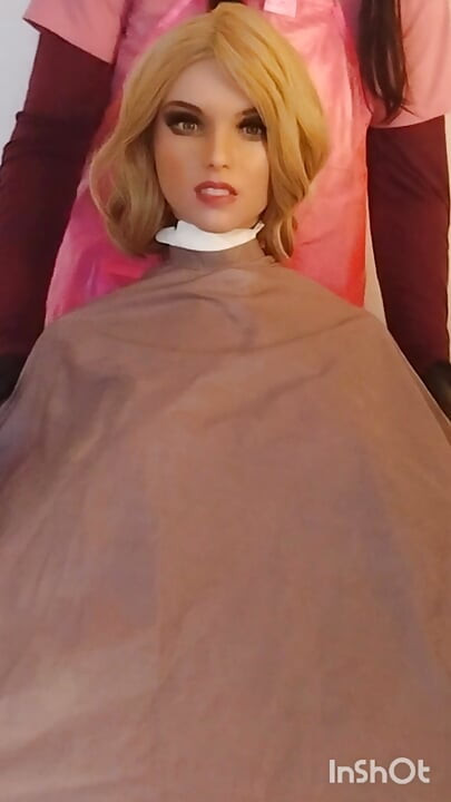 Lauren, a Princesa do Salão de Beleza, Fetichista de Avental Químico